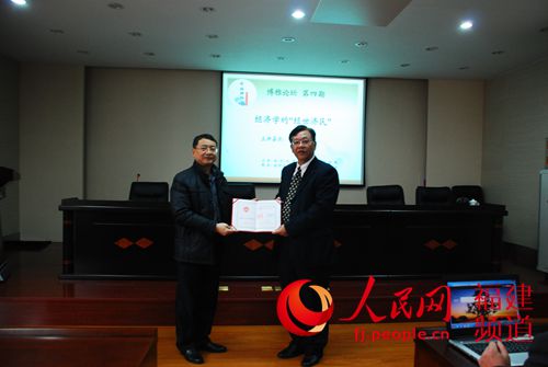 _(ti)ǎ죺خa(chn)ҪqôxV УW(xu)äĿ(chung)I(y)