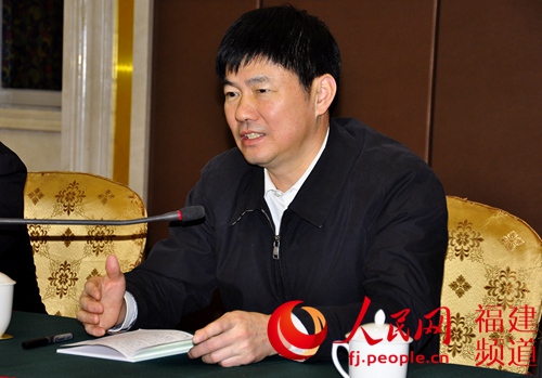 ̘I(y)@(xing)ĿM(jn)չҊȫ֧12eеĸf(xi)h(jng)(j)MӑՓF(xin)L挦f(xi)ίTԃֱˮ(dng)?sh)ػشίTP(gun)ĵԒ}F(xin)I(y)İQʮ׼w(sh)׌f(xi)ίTxI(y)k(sh)µĸЧ