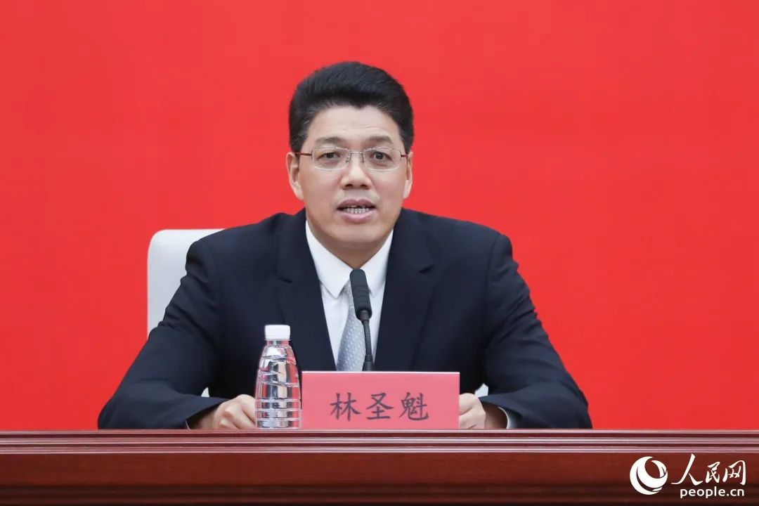 福建省醫(yī)保局黨組書記、局長林圣魁。楊俊杰攝