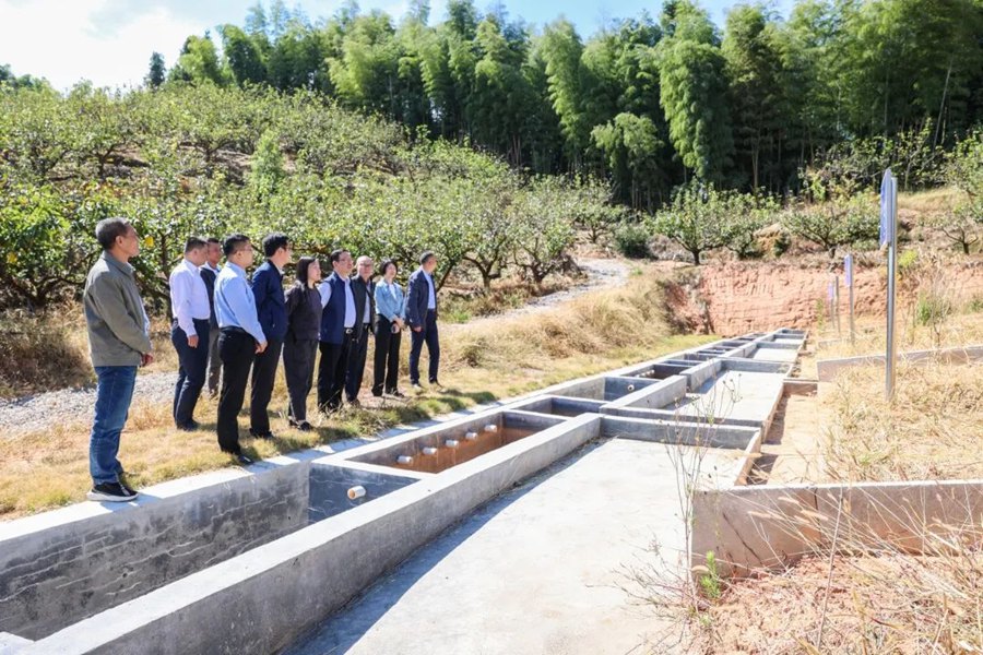 劉琳一行在建寧縣調(diào)研。福建省水利廳供圖