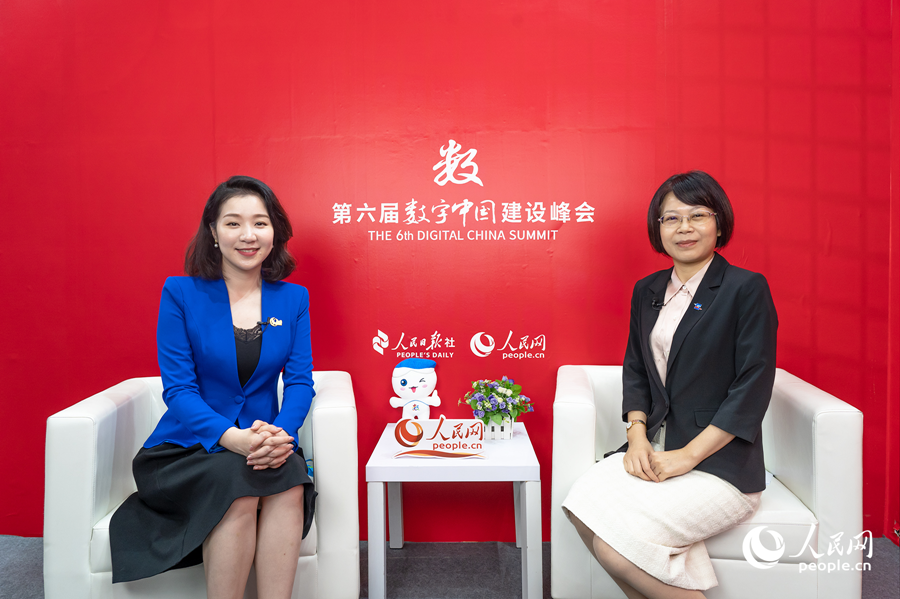 盧梅珍接受人民網(wǎng)專訪。人民網(wǎng) 蘭志飛攝
