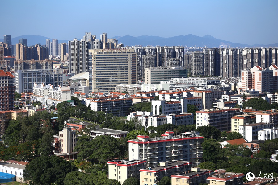 集美城區(qū)，綠意盎然。人民網(wǎng) 陳博攝