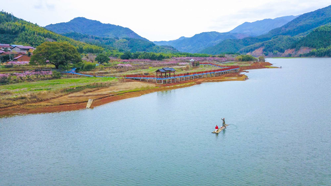 閑置宅基地農(nóng)房盤活利用促進(jìn)文旅融合。吳震攝