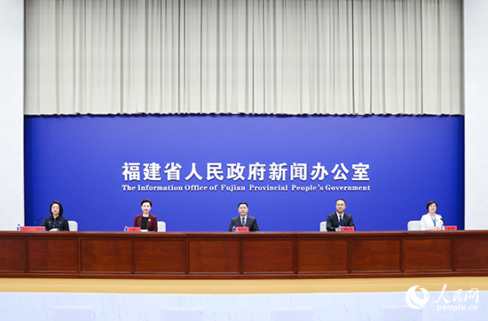 新聞發(fā)布會現(xiàn)場。人民網(wǎng) 陳永整攝