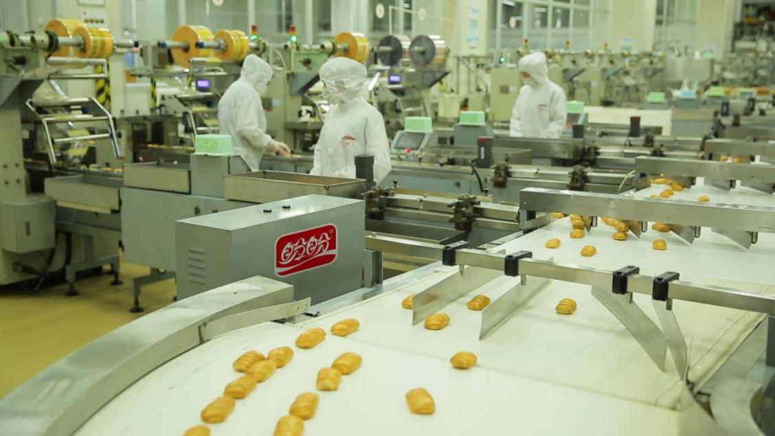 盼盼食品生產(chǎn)線。