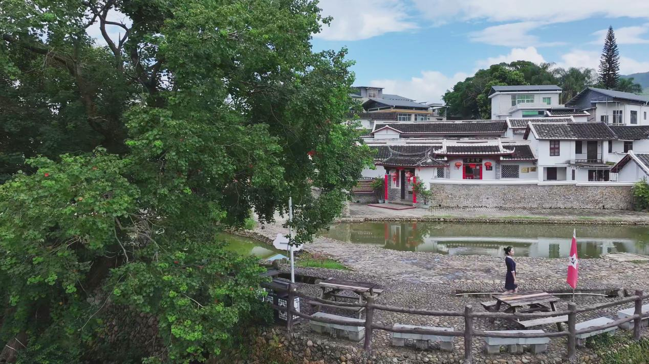 新羅區(qū)東肖鎮(zhèn)文化會(huì)客廳鄧厝村