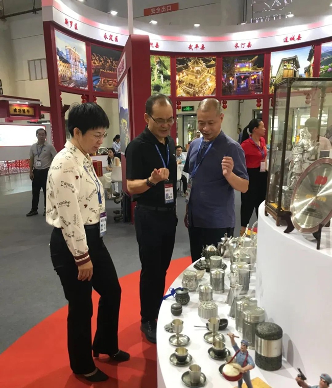 深入走訪調(diào)研