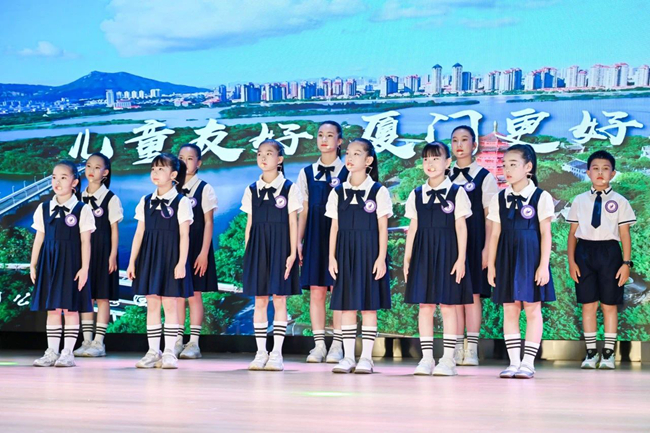 海峽兩岸少年合唱團(tuán)現(xiàn)場演繹主題曲