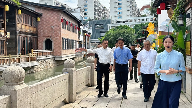 現(xiàn)場考察