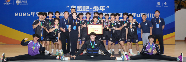 翔安中學(xué)手球隊獲得全國青少年校園（俱樂部）手球聯(lián)賽暨全國青少年U系列比賽（南方賽區(qū)）男子U18校園組亞軍。