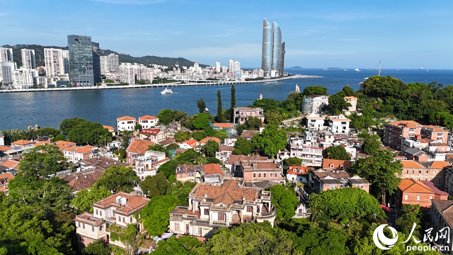 “海上花園城市”廈門不僅風(fēng)光旖旎，還以文明之城著稱。人民網(wǎng)記者 陳博攝