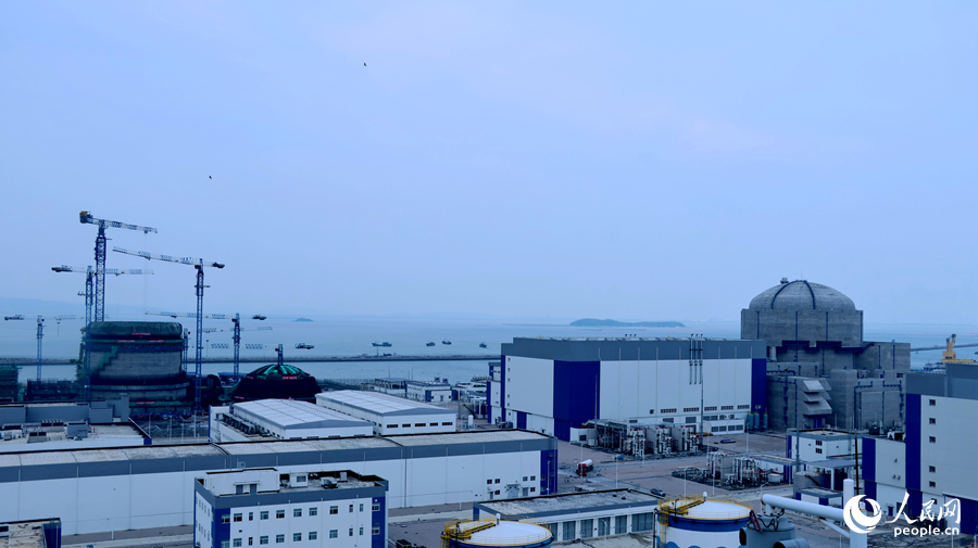 漳州核電項目建設(shè)現(xiàn)場施工井然有序。人民網(wǎng) 李昌乾攝