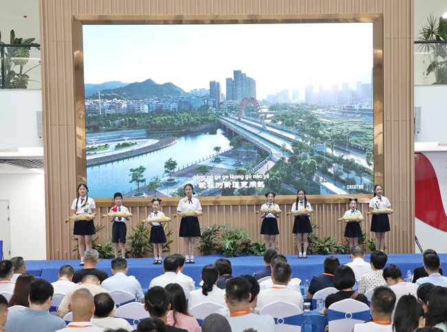 舞蹈《福見霞浦》表演。霞浦縣融媒體中心供圖