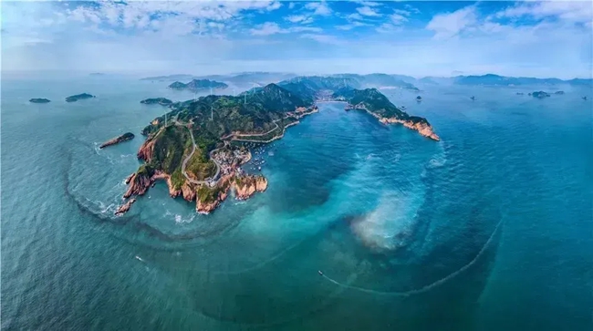 近年來，霞浦縣聚焦“海的文章”，不斷推進海洋文化與濱海旅游深度融合發(fā)展。王茜攝